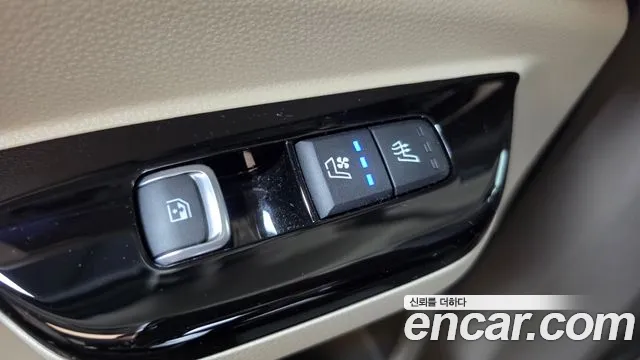 Kia Carnival 4th Gen — Фото автомобиля 18