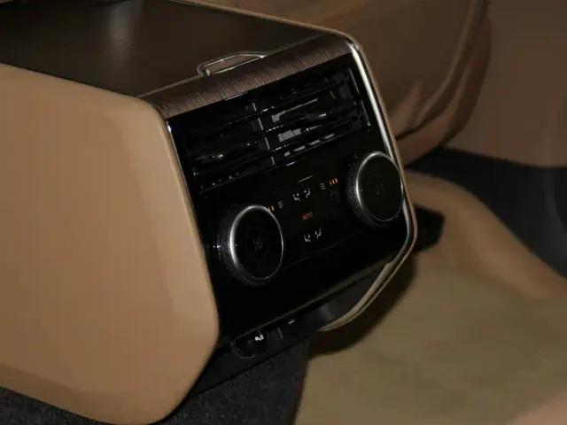 Land Rover Range Rover — Фото автомобиля 22