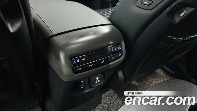 Hyundai Palisade Palisade Дизель 2.2 4WD — Фото автомобиля 18