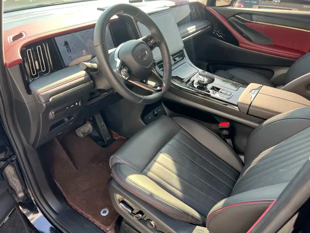 GAC Trumpchi E9 — Фото автомобиля 5