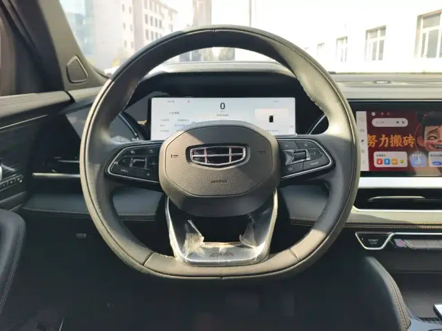 Geely Xingyue L — Фото автомобиля 15