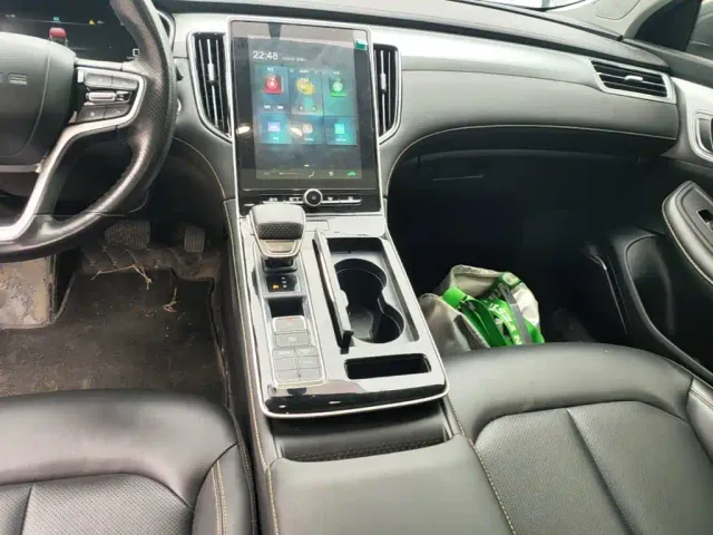 Roewe i6 MAX EV — Фото автомобиля 13