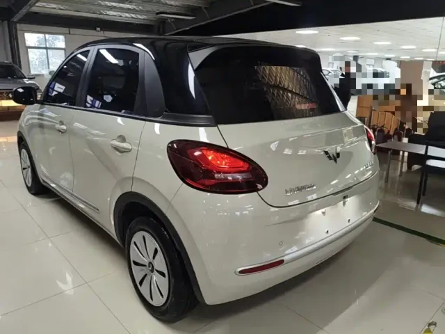 Wuling Bingo — Фото автомобиля 4