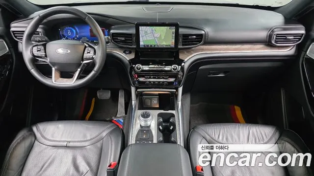 Ford Explorer Explorer 6 поколение 3.0 Platinum 4WD — Фото автомобиля 7