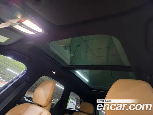 Volvo XC60 Generation 2 — Фото автомобиля 19