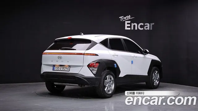 Hyundai Kona Kona (SX2) Бензин 2.0 2WD — Фото автомобиля 2