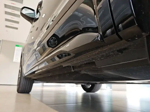 Audi Q5L — Фото автомобиля 21