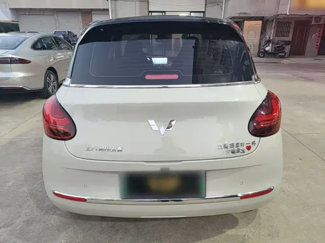 Wuling Bingo — Фото автомобиля 5