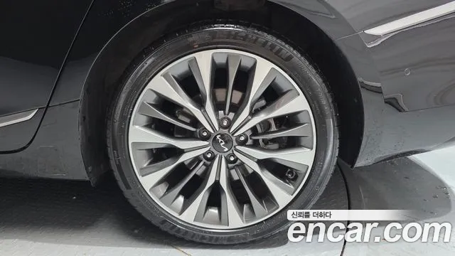 Kia K8 2.5 Бензин 2WD — Фото автомобиля 18