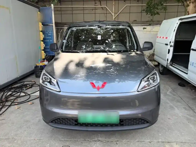 Wuling Hongguang — Фото автомобиля 2