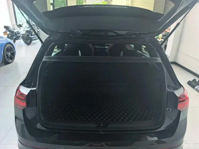 Volkswagen Golf GTI — Фото автомобиля 15