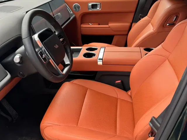 Li Auto L9 — Фото автомобиля 7
