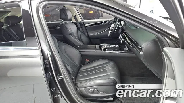 Genesis G80 Бензин 2.5 турбо AWD — Фото автомобиля 10