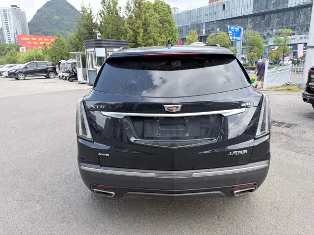 Cadillac XT5 — Фото автомобиля 7