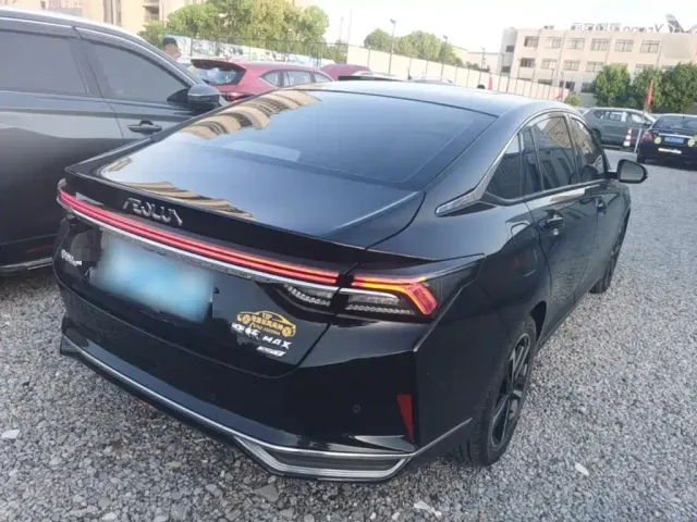 Dongfeng Yixuan MAX — Фото автомобиля 4