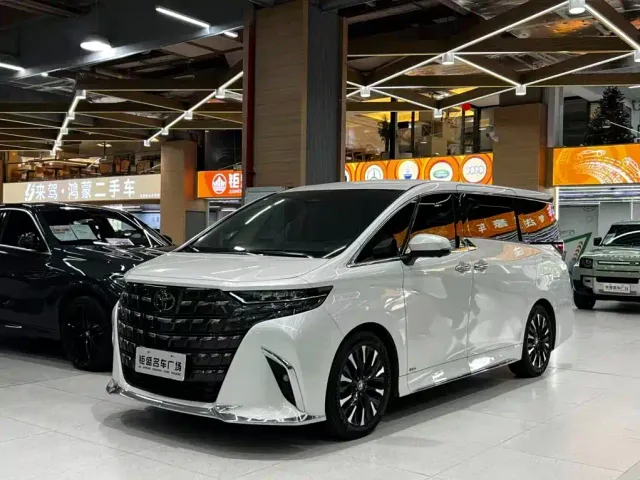 Фотография автомобиля — Toyota Alphard