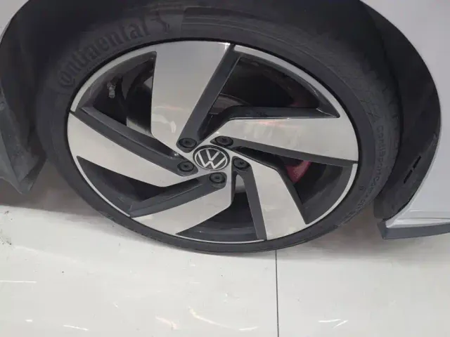 Volkswagen Golf GTI — Фото автомобиля 6