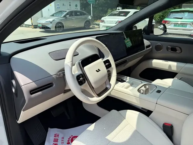 Li Auto i6 — Фото автомобиля 6