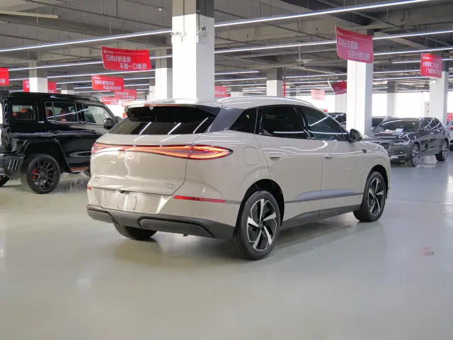 BYD Sealion 06 — Фото автомобиля 4