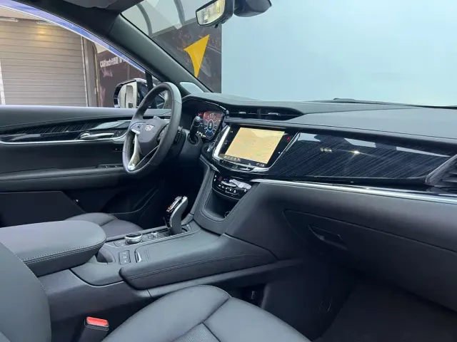 Cadillac XT6 — Фото автомобиля 9