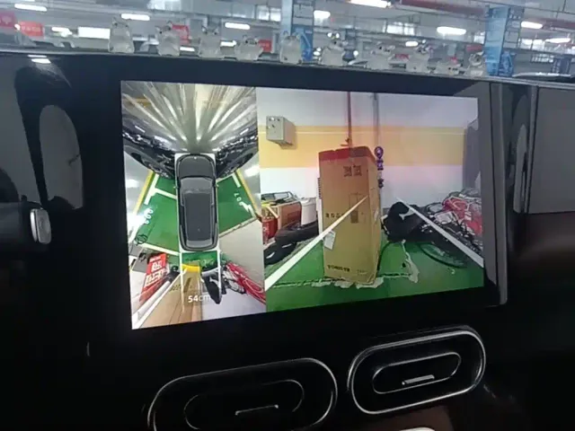 Leapmotor C11 — Фото автомобиля 12