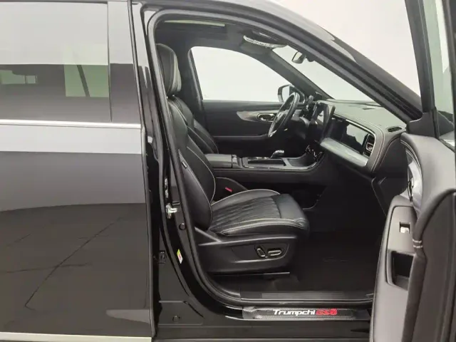GAC Trumpchi GS8 — Фото автомобиля 23