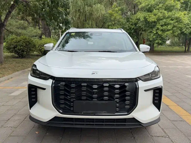 Jetour X70 C-DM — Фото автомобиля 2