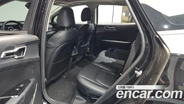 Kia Sportage Sportage 5-е поколение Бензин 1.6 турбо 2WD — Фото автомобиля 12