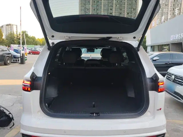 Geely Xingyue L — Фото автомобиля 18
