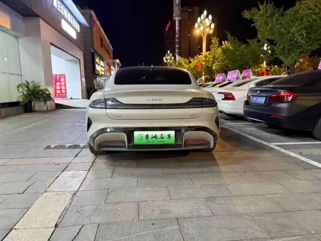 Xiaomi SU7 — Фото автомобиля 3