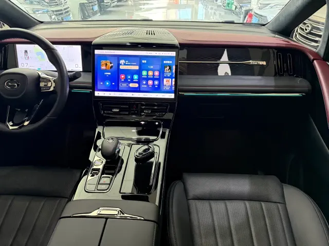 GAC Trumpchi M8 — Фото автомобиля 17
