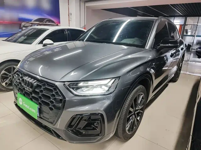 Фотография автомобиля — Audi Q5L