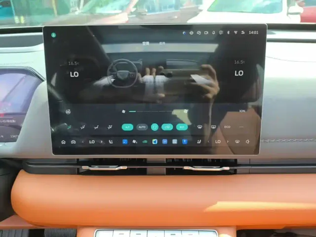 Haval Xiaolong MAX — Фото автомобиля 12