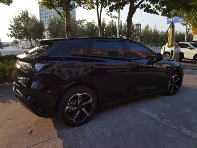 BYD Seal 06 GT — Фото автомобиля 10