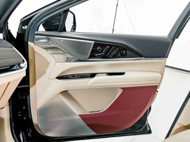 Cadillac XT5 — Фото автомобиля 15