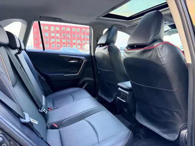 Toyota Wildlander — Фото автомобиля 14