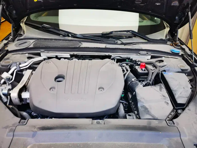 Volvo S90 — Фото автомобиля 14