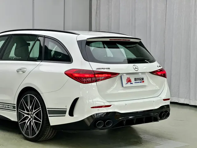 Mercedes-Benz C-Class AMG — Фото автомобиля 11