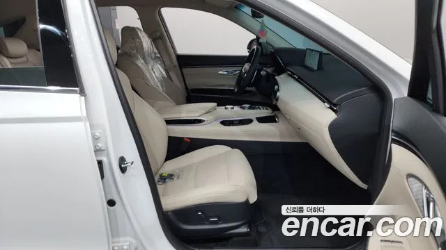 Genesis GV70 2.5T Бензин AWD — Фото автомобиля 26