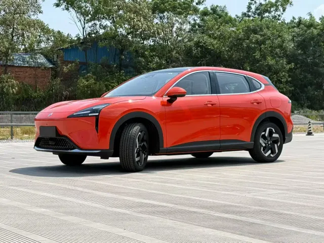 Фотография автомобиля — Baojun Yunhai