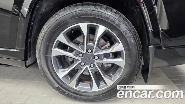 Jeep Cherokee WL — Фото автомобиля 21