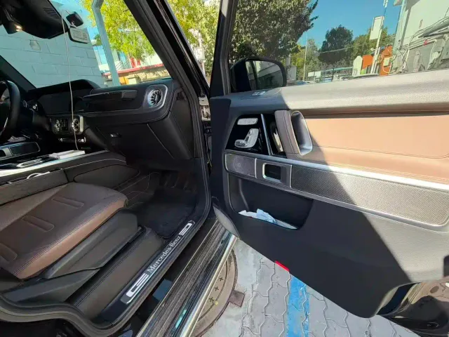 Mercedes-Benz G-Class — Фото автомобиля 4