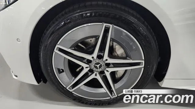 Mercedes-Benz C-Class — Фото автомобиля 5