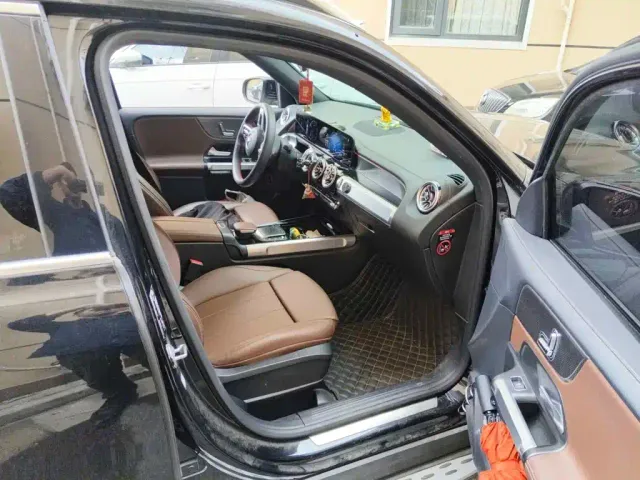 Mercedes-Benz GLB-Class — Фото автомобиля 13