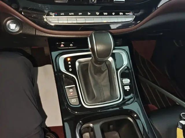 GAC Trumpchi M6 — Фото автомобиля 13
