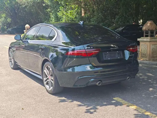 Jaguar XEL — Фото автомобиля 7