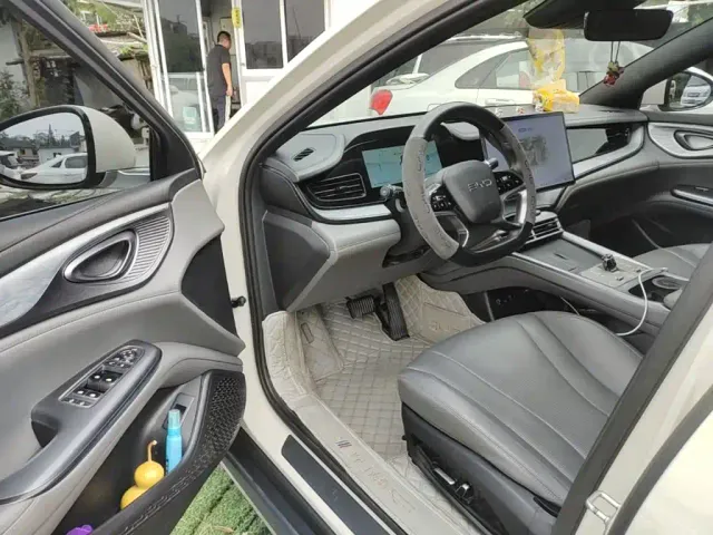 BYD Seal — Фото автомобиля 15