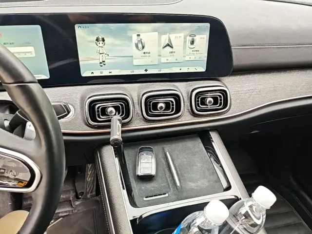 Chery Tiggo 9 — Фото автомобиля 12