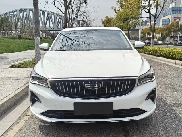 Geely Emgrand — Фото автомобиля 2