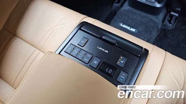 Lexus ES — Фото автомобиля 30